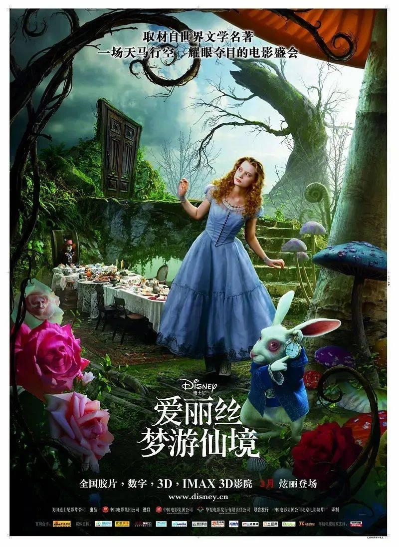 逃离残破的船只
